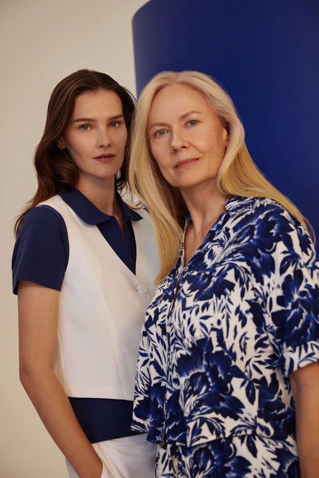 Koszula z motywem roślinnym niebieska