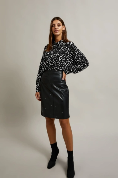 Koszula we wzory z kołnierzykiem czarna