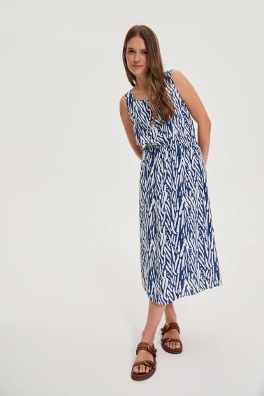 Wiskozowa sukienka niebieska