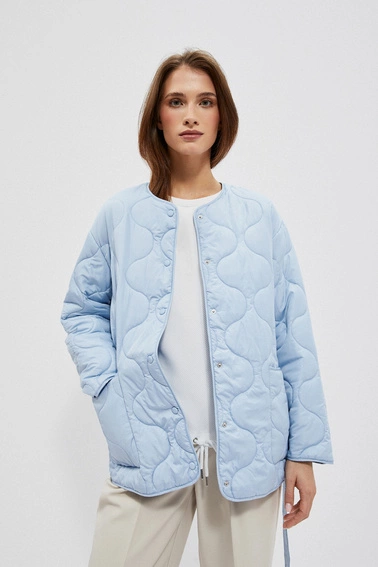 Pikowna kurtka z paskiem w talii błękitna