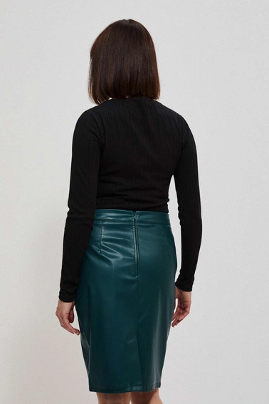 Dopasowana bluzka z prążkowanej dzianiny z długimi rękawami czarna