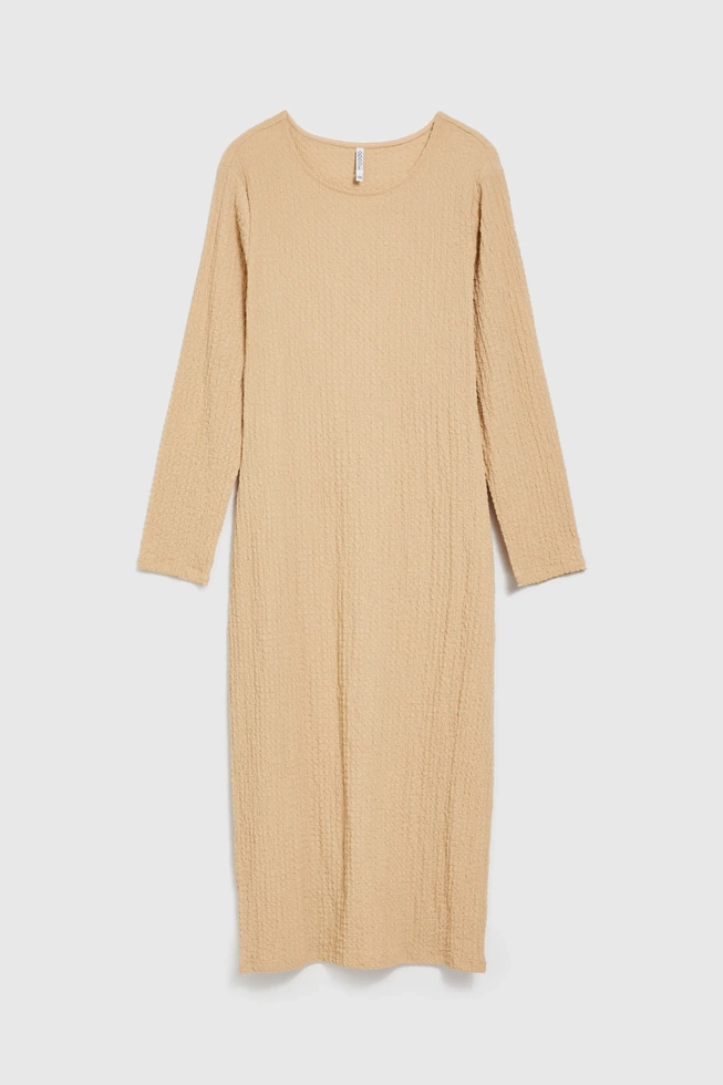 Sukienka midi z długimi rękawami beżowa