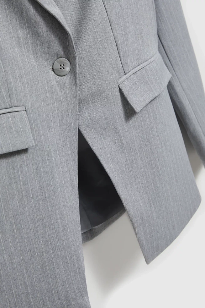 Marynarka jednorzędowa w delikatne paski szara