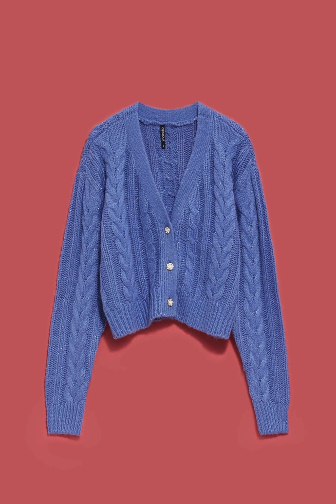 Sweter damski w warkoczowy splot