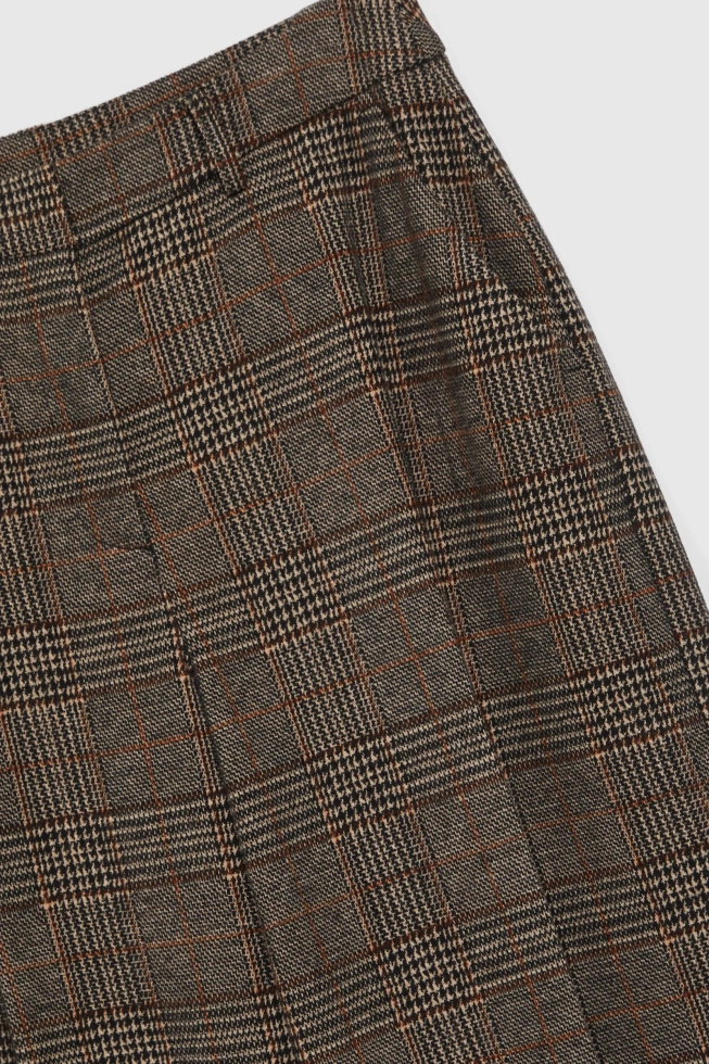 Spodnie w kratę brązowe