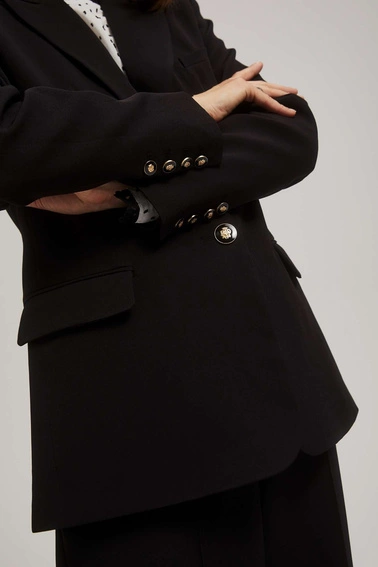 Jednorzędowa marynarka czarna