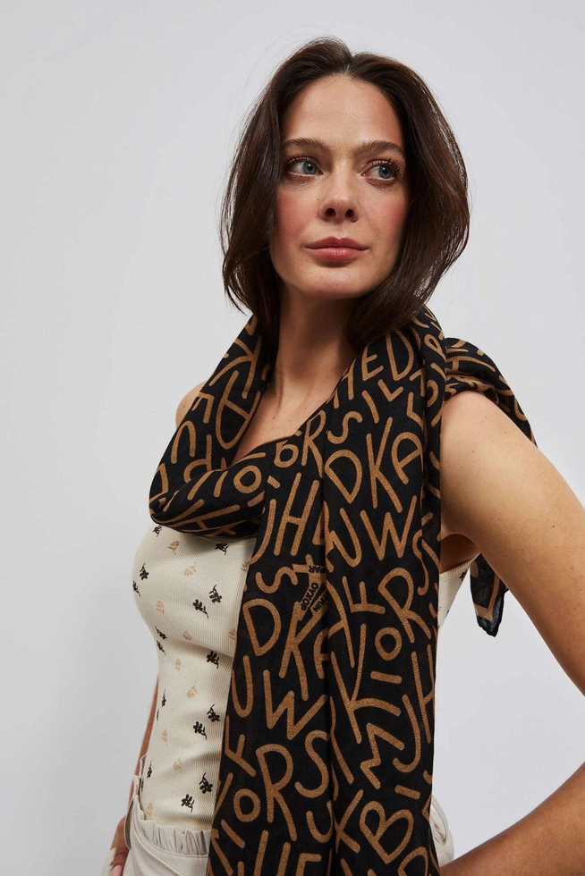 Szal z nadrukiem ciemnobeżowy