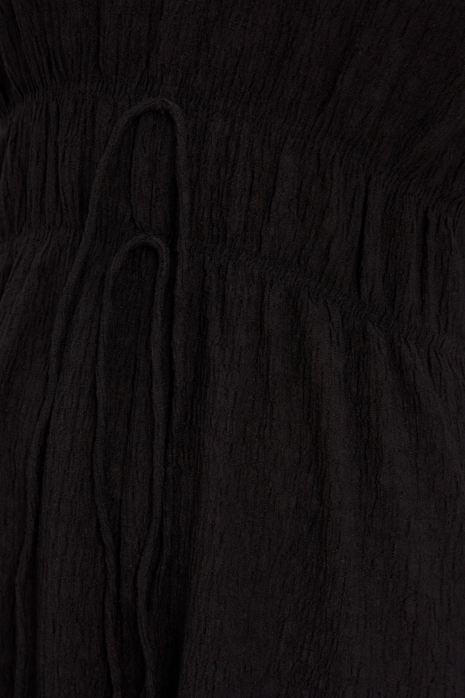 Sukienka midi czarna