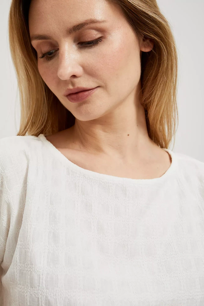 Bluzka z okrągłym dekoltem i strukturalną fakturą biała
