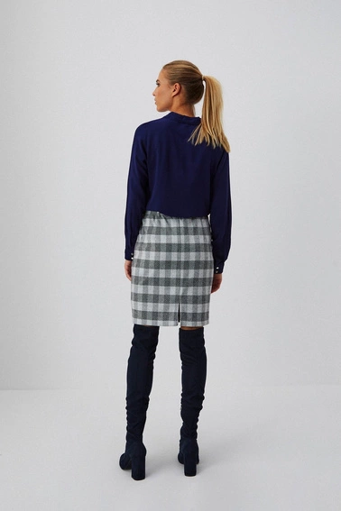 Ołówkowa spódnica z paskiem szara