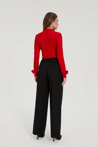 Spodnie w kant z paskiem czarne