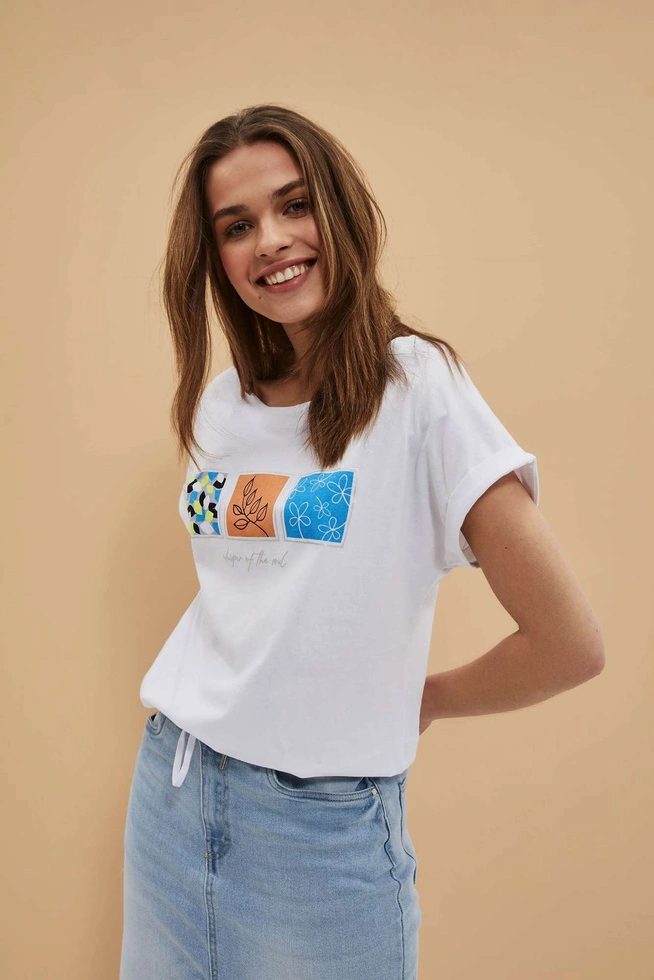 Bawełniany t-shirt z roślinnym nadrukiem i okrągłym dekoltem biały