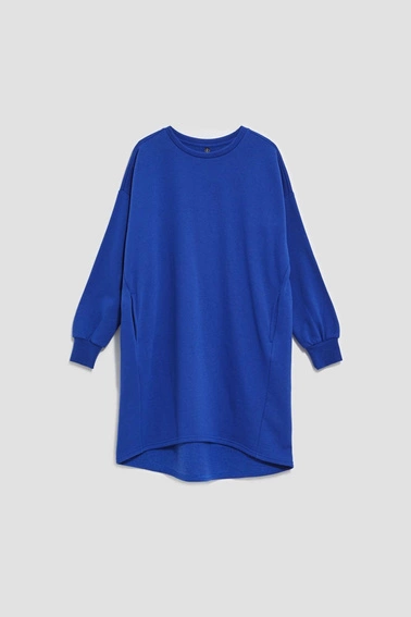 Dresowa sukienka z kieszeniami