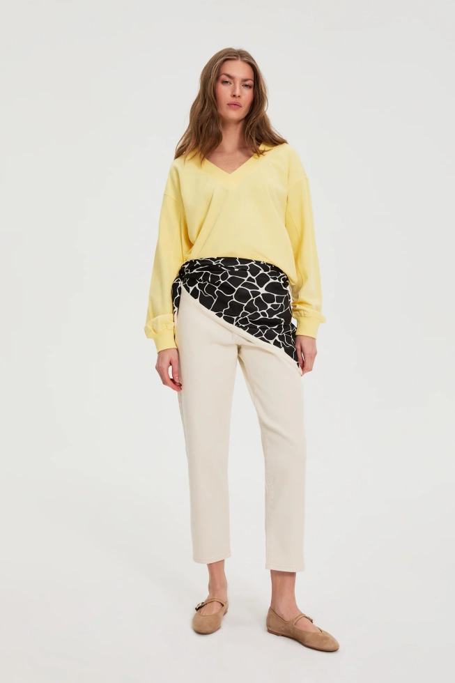 Wzorzysta apaszka czarna