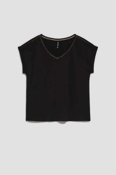 Bluzka ozdobnym dekoltem i krótkimi rękawami czarna