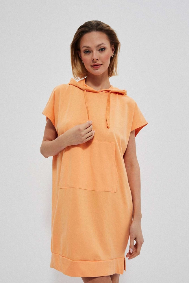 Sukienka dresowa z kapturem brzoskwiniowa