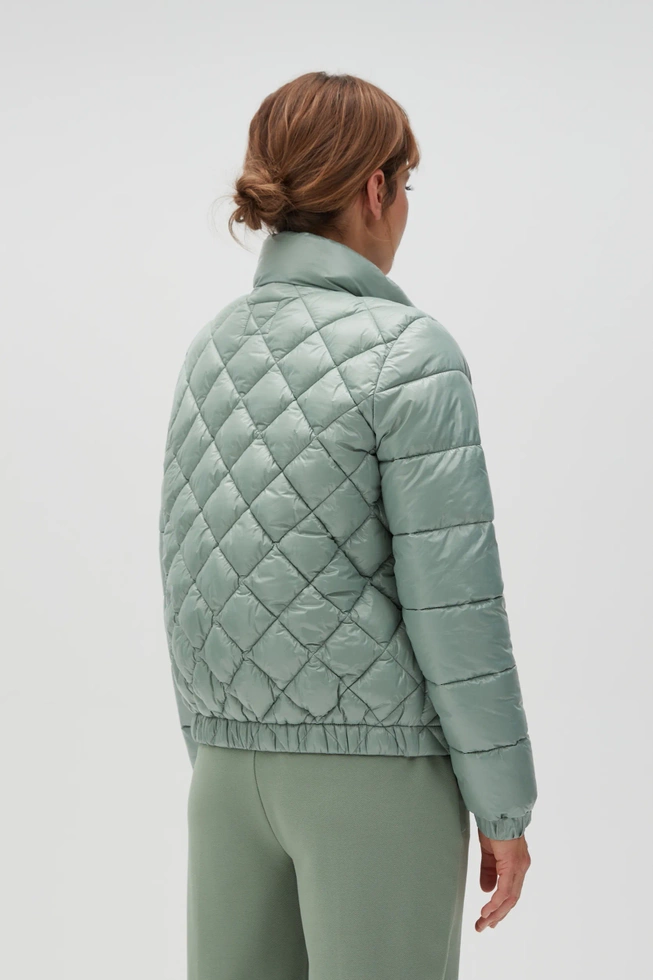 Krótka, pikowana kurtka oliwkowa