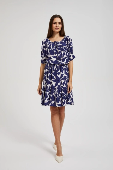 Sukienka w kwiaty z bufiastymi rękawami fioletowa