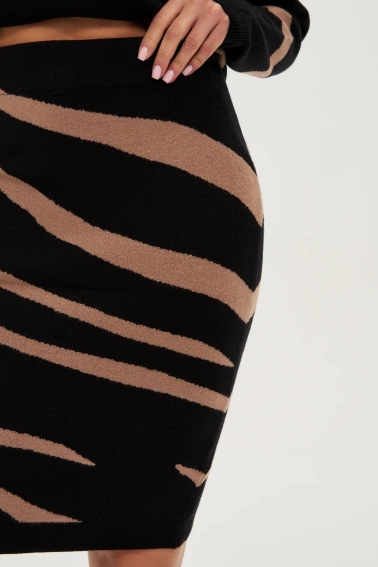 Spódnica z dzianiny czarna