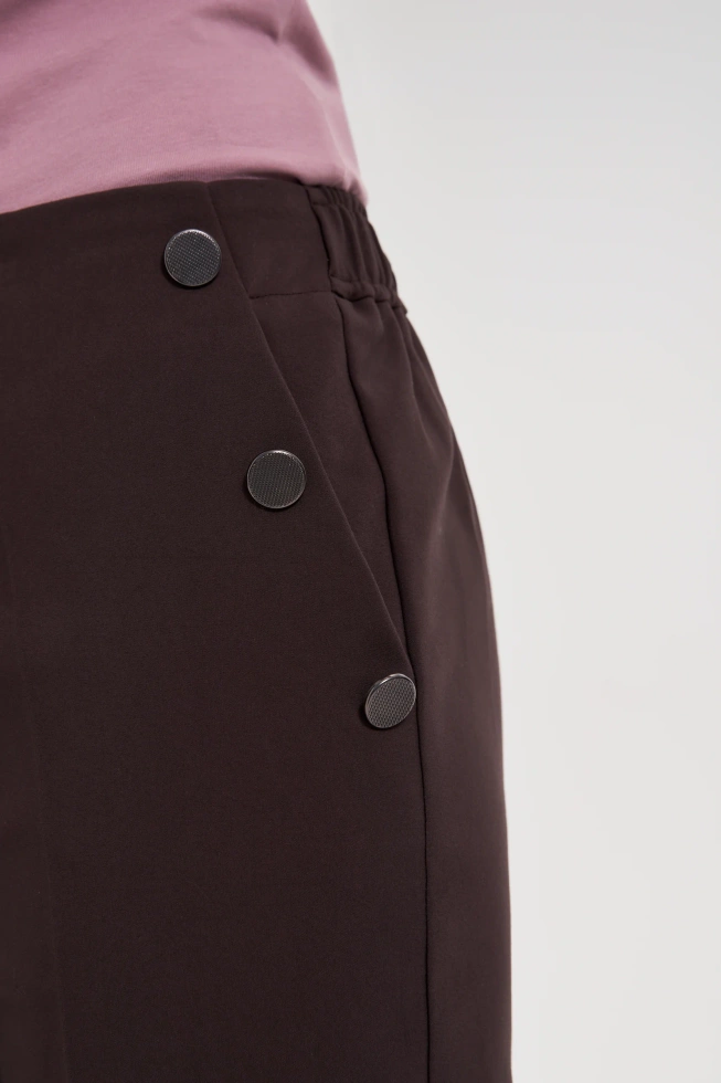 Spodnie cygaretki brązowe