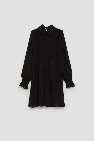 Sukienka z bufiastymi rękawami i kołnierzykiem czarna