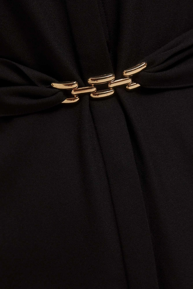 Koszulowa sukienka z paskiem