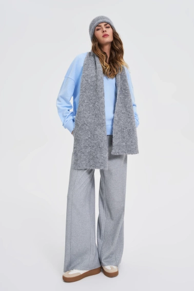 Szal z dodatkiem wełny szary 