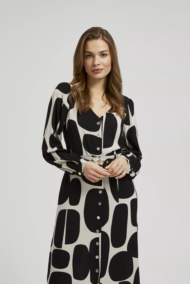 Sukienka z długimi rękawami i paskiem czarna