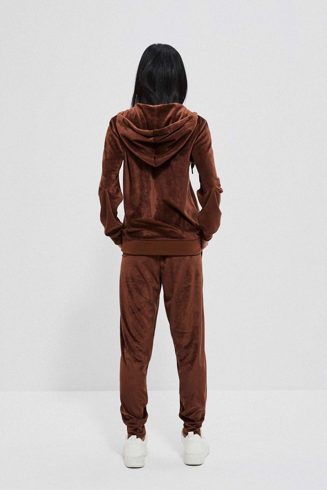 Welurowe spodnie dresowe kasztanowe