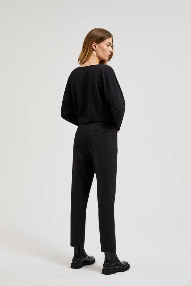 Gładkie spodnie w kant czarne