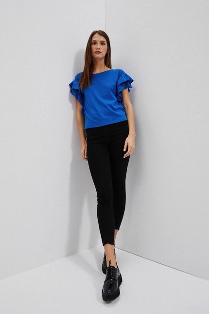 Dopasowane jeansy z postrzępioną nogawką