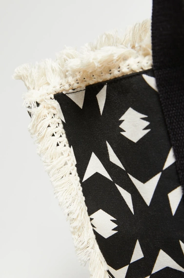 Duża torba z frędzlami czarna