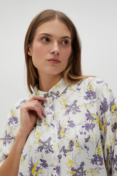 Wiskozowa koszula w kwiaty beżowa