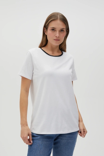 Gładka bluzka z krótkimi rękawami biała