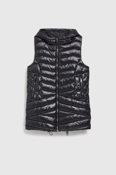 Pikowana kamizelka zapinana na zamek czarna