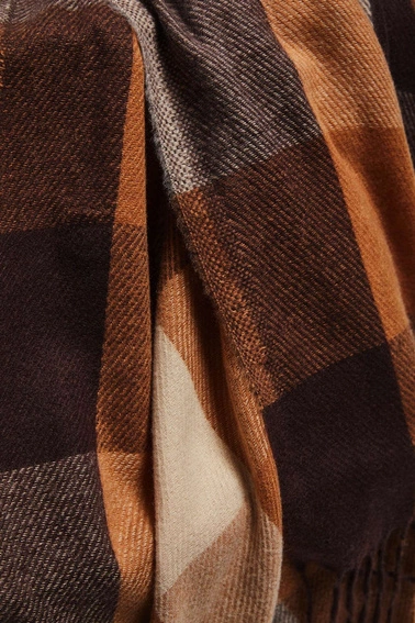 Elegancki szalik w kratę brązowy