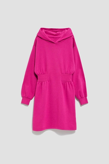 Taliowana sukienka z kapturem