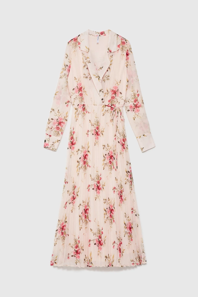 Plisowana sukienka w kwiaty różowa