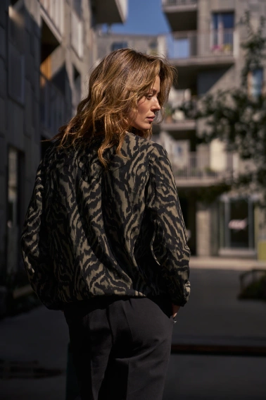 Koszula z wiskozy oliwkowa 