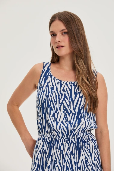 Wiskozowa sukienka niebieska