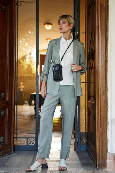 Marynarka z wiskozy i lnu oliwkowa