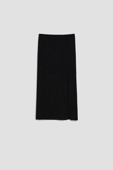 Ołówkowa spódnica midi z rozcięciem czarna