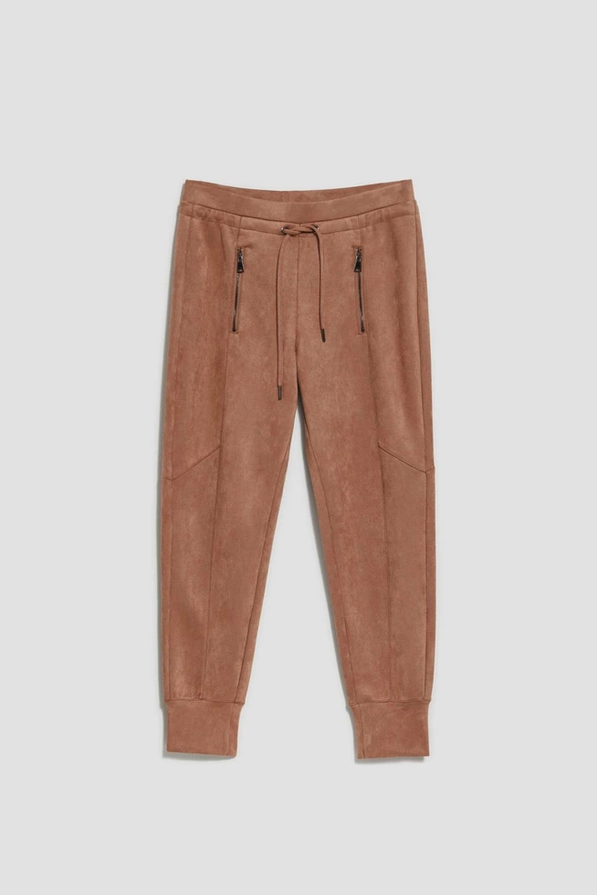 Dresowe spodnie z zapinanymi kieszeniami kawowe