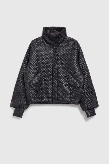 Krótka pikowna kurtka czarna