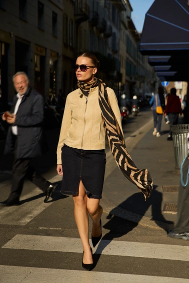 Spódnica jeansowa granatowa