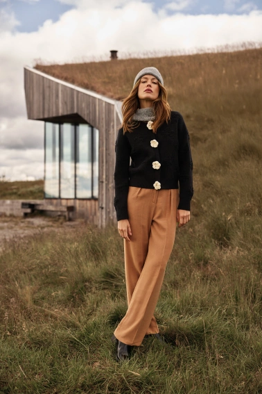 Spodnie w kant z wiskozy brązowe