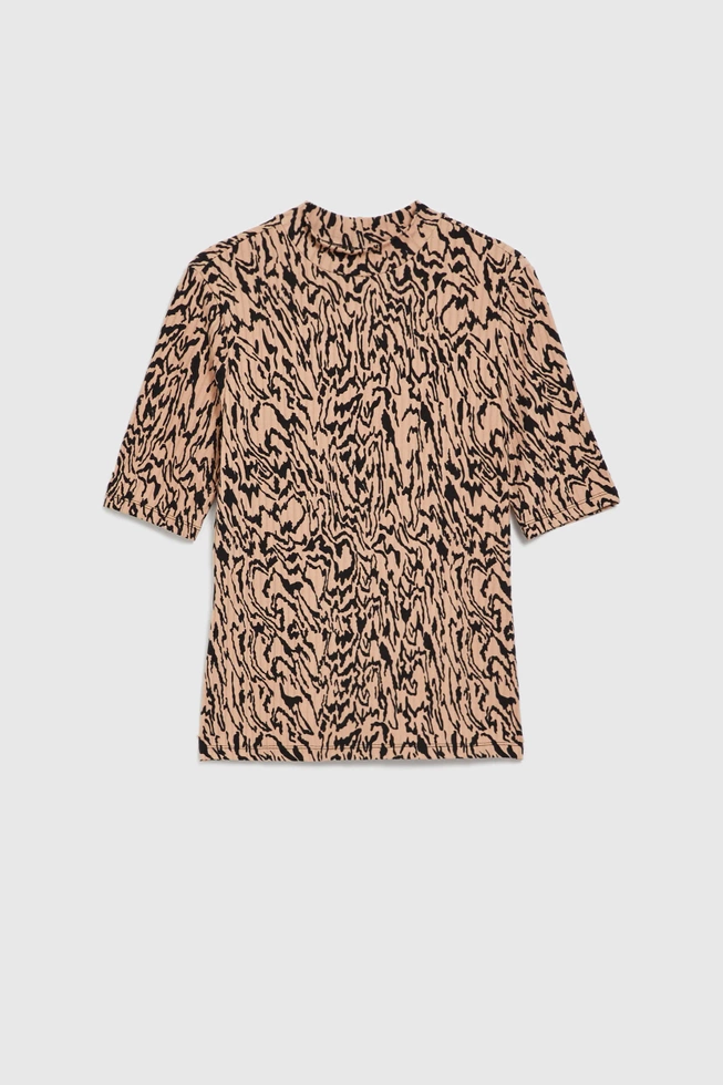 Dopasowana bluzka w zwierzęcy wzór brązowa