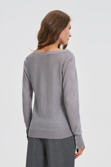 Sweter z metaliczną nitką szary