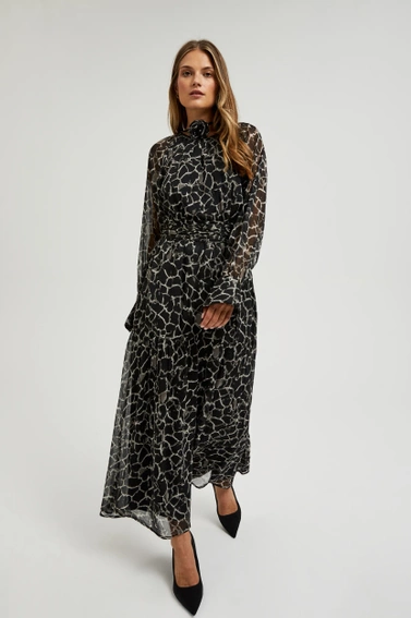 Rozkloszowana sukienka maxi czarna