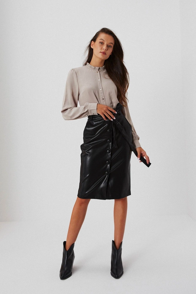 Ołówkowa spódnica z imitacji skóry